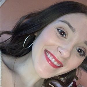 Meet your Posher, Tori